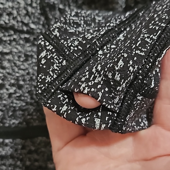 Lululemon  jacket - Picture 7 of 9